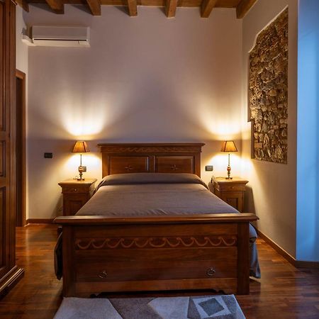 Napule...E Apartments Peschiera del Garda Extérieur photo