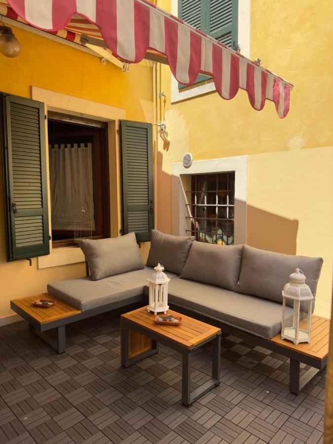 Napule...E Apartments Peschiera del Garda Extérieur photo