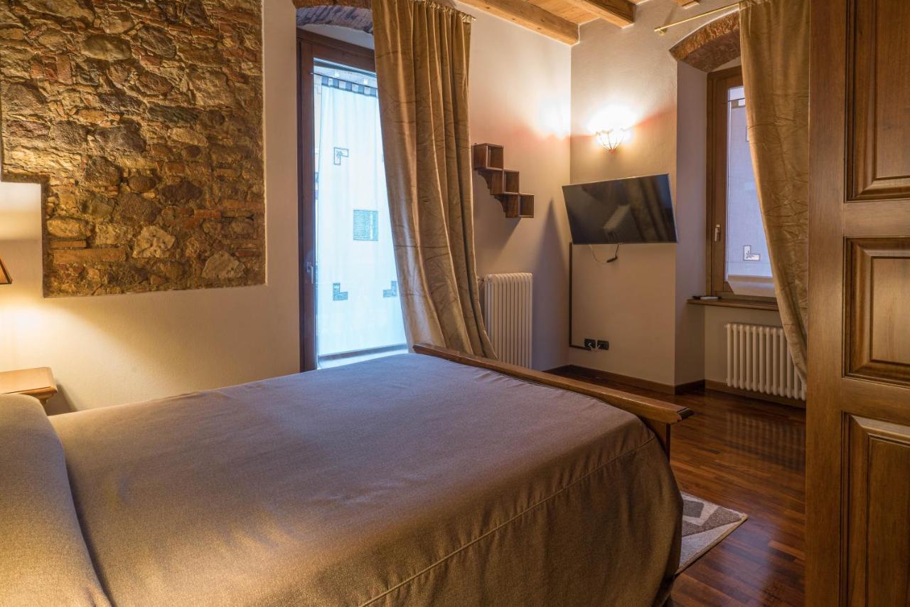 Napule...E Apartments Peschiera del Garda Extérieur photo
