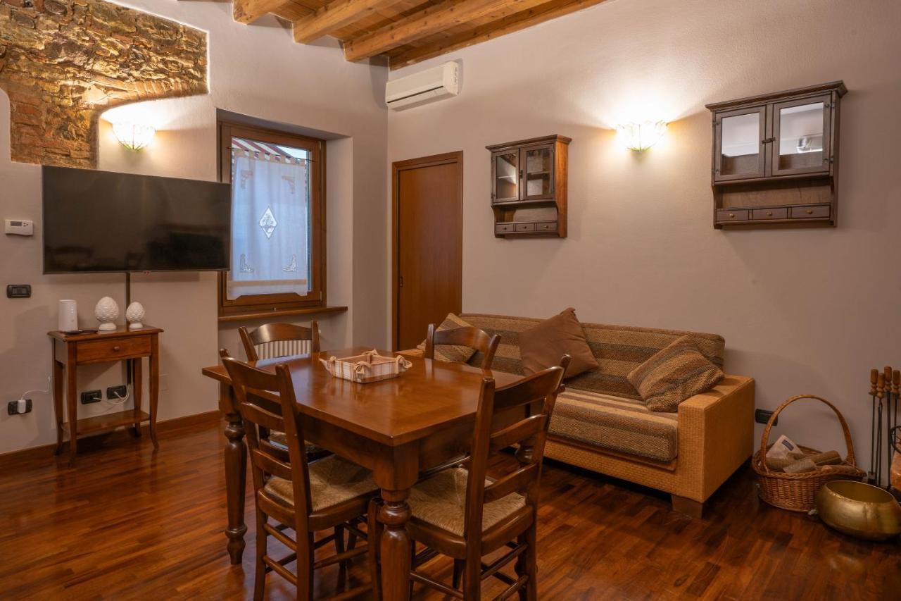 Napule...E Apartments Peschiera del Garda Extérieur photo